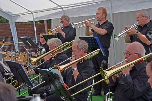 10.08.2025 - Big Band Swing-Time Schiene